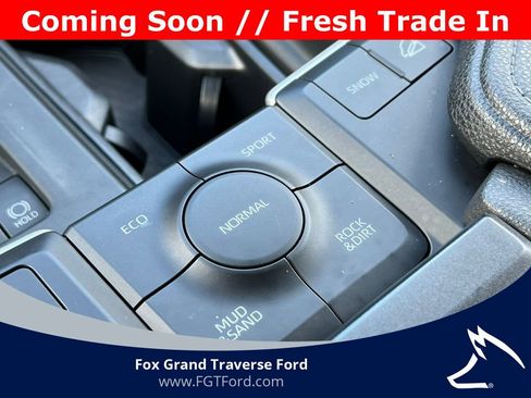 Used 2025 Toyota Grand Highlander AWD image 26