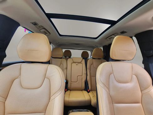 Used 2016 Volvo XC90 T6 Inscription w/ Protection Package Plus AWD/4WD image 23