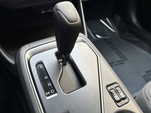 Used 2025 Subaru Crosstrek 2.0i Premium image 25