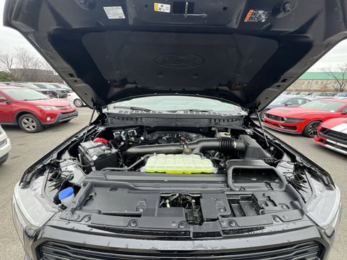 New 2025 Ford F150 Platinum w/ Equipment Group 702A High image 28