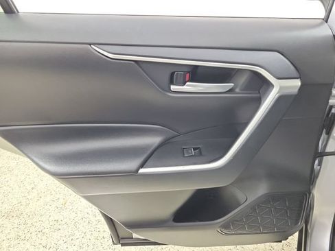 Used 2025 Toyota RAV4 XLE w/ Convenience Package FWD image 14