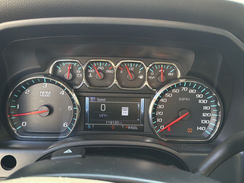 Used 2018 Chevrolet Silverado 1500 LT w/ All Star Edition AWD/4WD image 18