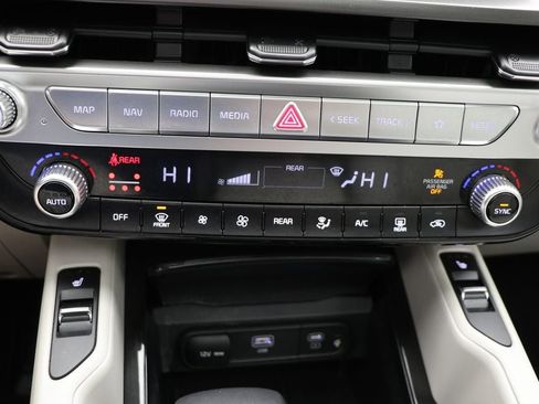 Used 2023 Kia Telluride S w/ S Sunroof Package image 24