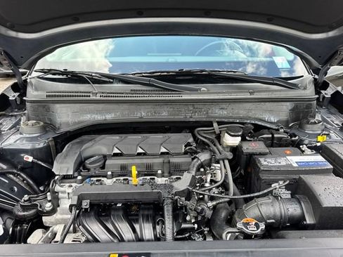 Certified 2024 Hyundai Venue SEL image 24