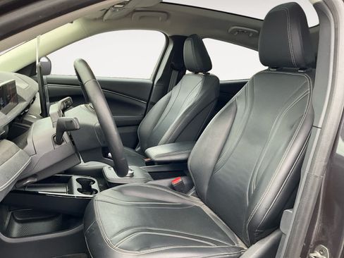 Used 2021 Ford Mustang Mach-E Premium RWD image 9