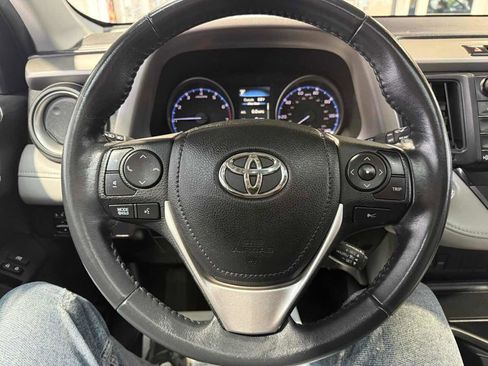 Used 2018 Toyota RAV4 XLE w/ Plus Extra Value Package FWD image 16