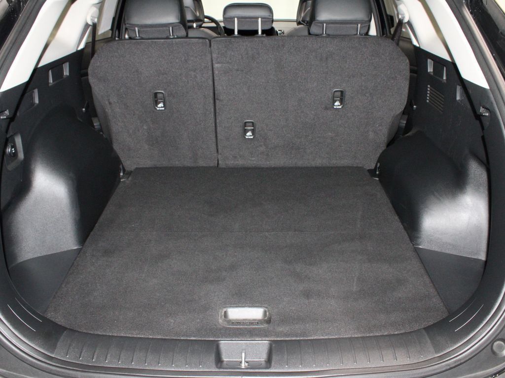 Used 2025 Kia Sportage EX w/ Premium Package AWD/4WD image 14