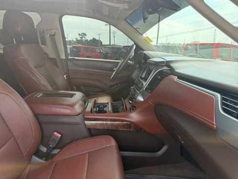 Used 2015 Chevrolet Tahoe LTZ AWD/4WD image 25