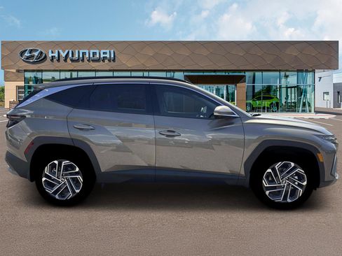 New 2026 Hyundai Tucson Limited AWD/4WD image 7