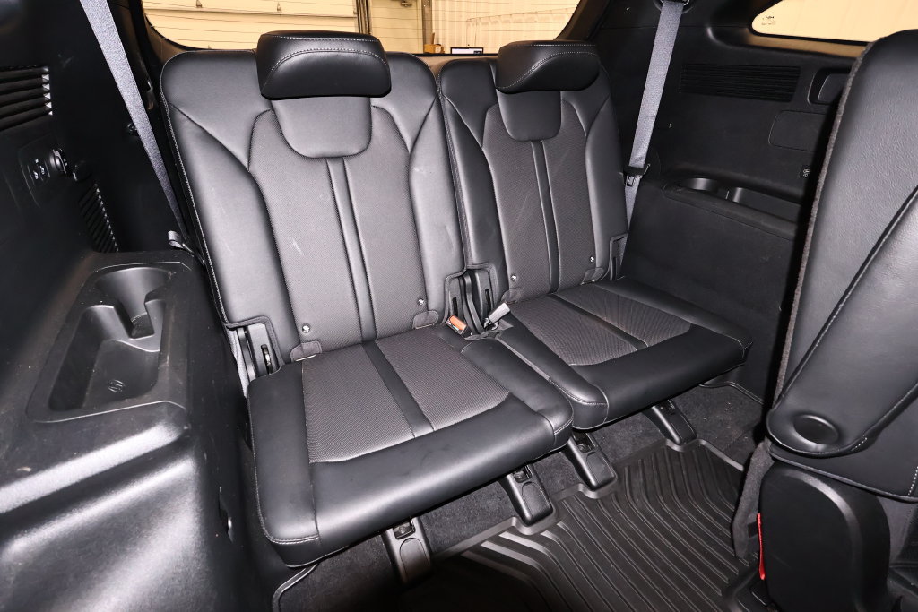 Used 2025 Kia Sorento SX Prestige AWD/4WD image 21