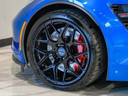 Used 2016 Chevrolet Corvette Z06 w/ 3LZ Preferred Equipment Group RWD image 70
