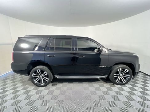 Used 2019 GMC Yukon SLT w/ Graphite Edition RWD image 2
