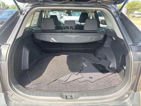 Used 2024 Toyota RAV4 XLE FWD image 13