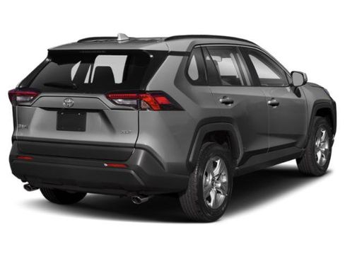 Used 2020 Toyota RAV4 XLE w/ Convenience Package AWD/4WD image 2