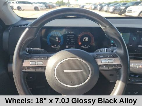Used 2024 Hyundai Kona SEL AWD/4WD image 12