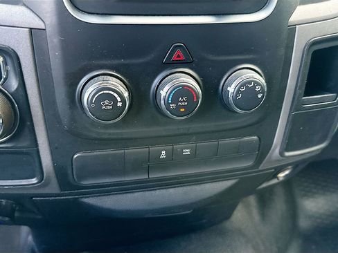 Used 2017 RAM 1500 Tradesman RWD image 15