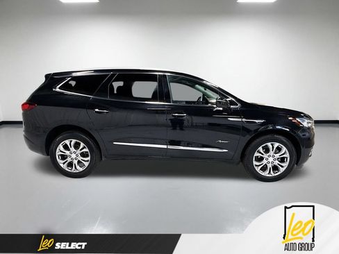 Used 2021 Buick Enclave Avenir w/ Avenir Technology Package AWD/4WD image 6