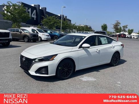 New 2026 Nissan Altima 2.5 SV w/ SV Special Edition Package FWD image 5