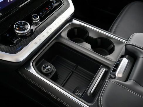 New 2026 Ford Expedition Max Platinum w/ Stealth Appearance Package image 34