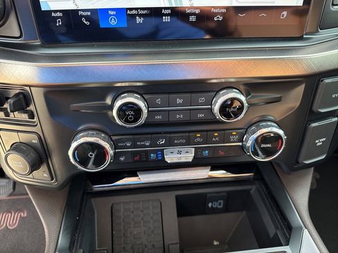 Used 2023 Ford F250 King Ranch w/ Chrome Package image 26