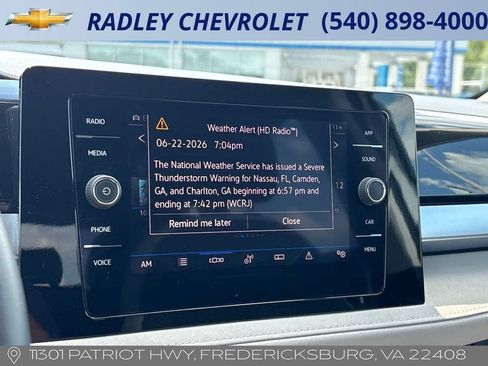Used 2025 Volkswagen Taos SE AWD/4WD image 8