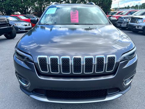 Used 2019 Jeep Cherokee Limited image 2