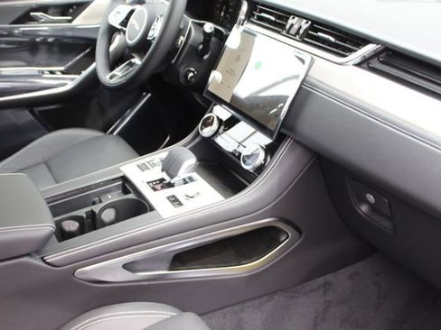 New 2026 Jaguar F-PACE R-Dynamic S image 23