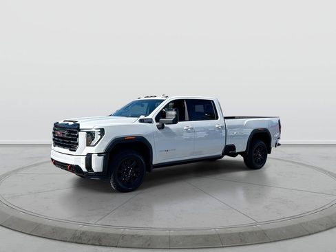 Used 2026 GMC Sierra 3500 AT4 AWD/4WD image 4