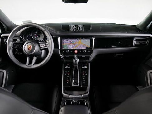 New 2026 Porsche Macan S image 12