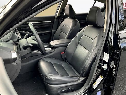 Used 2023 Nissan Altima 2.5 SL image 19