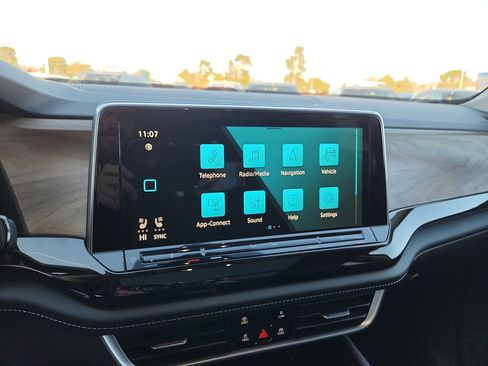 New 2026 Volkswagen Atlas SE FWD image 19