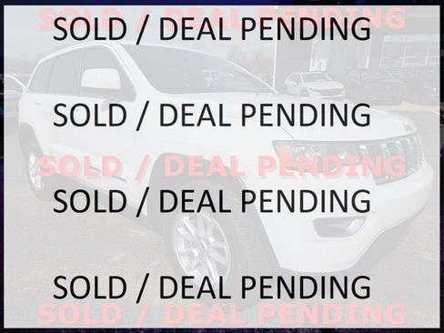 Used 2020 Jeep Grand Cherokee Laredo AWD/4WD image 1