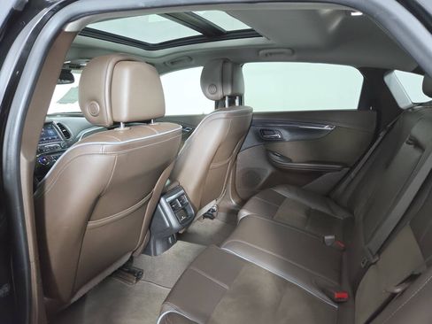 Used 2014 Chevrolet Impala LT FWD image 21