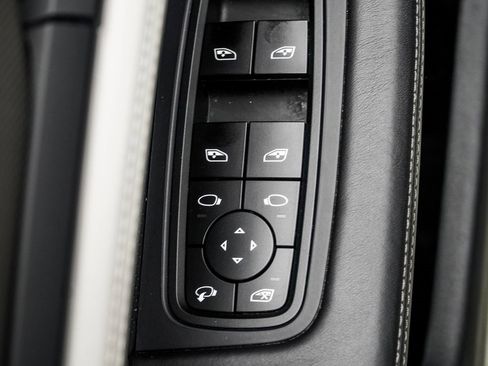 Used 2023 Porsche Taycan GTS w/ Premium Package image 40