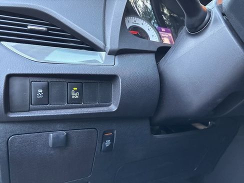 Used 2015 Toyota Sienna SE Premium image 13