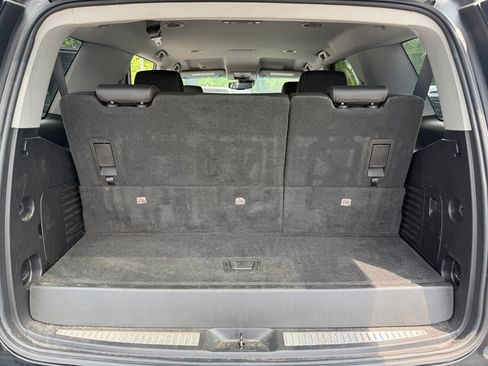 Used 2019 Chevrolet Tahoe LT w/ Z71 Midnight Edition AWD/4WD image 20