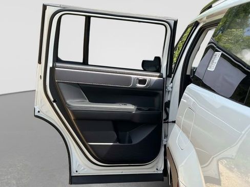 New 2026 Hyundai Santa Fe SEL FWD image 12