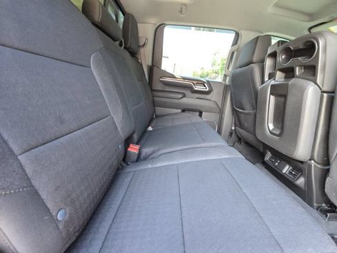 Used 2023 Chevrolet Silverado 1500 LT w/ Convenience Package II AWD/4WD image 15