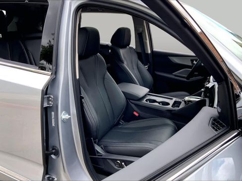 Used 2026 Acura MDX SH-AWD w/ Technology Package image 9