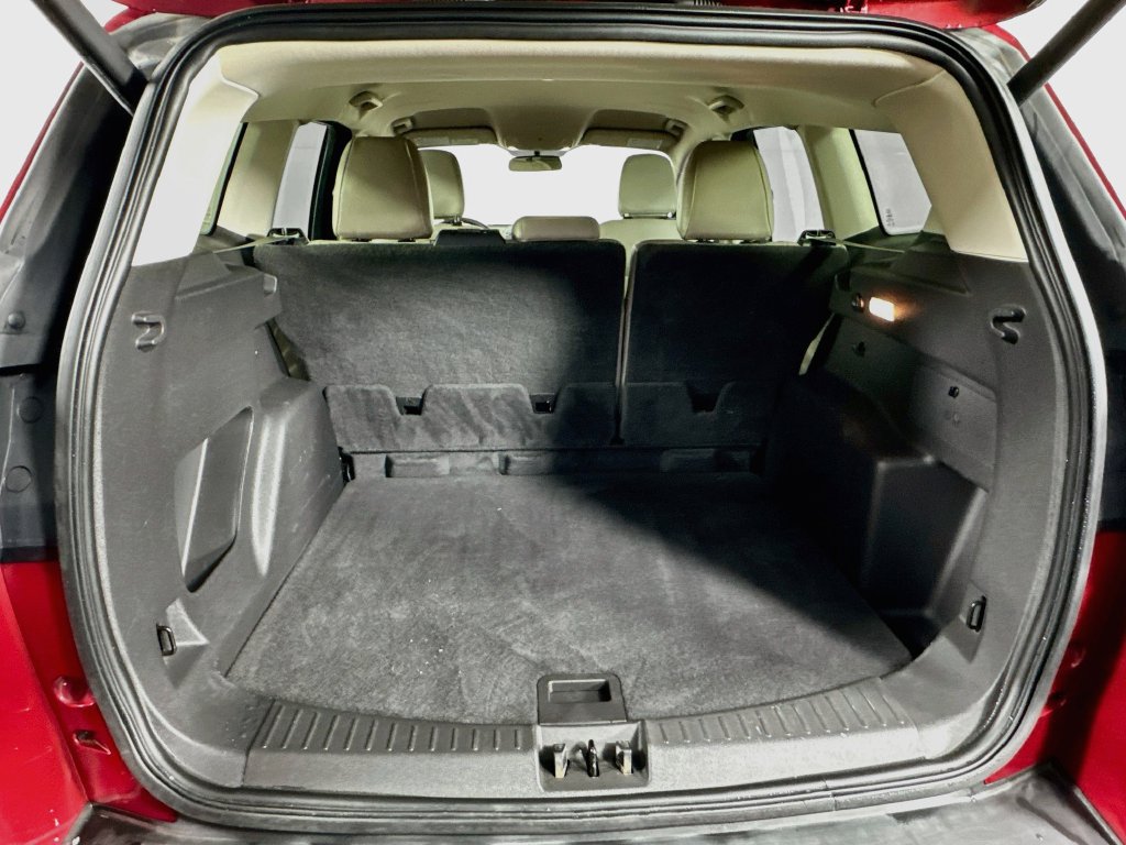 Used 2018 Ford Escape SEL FWD image 31