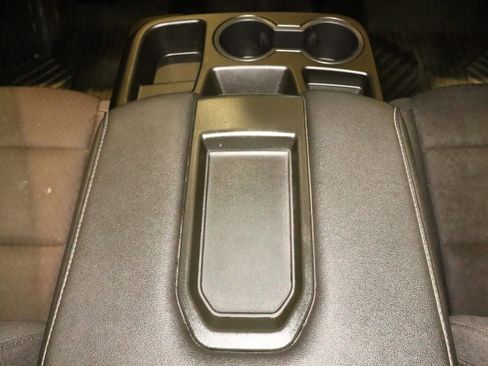 Used 2024 Chevrolet Silverado 2500 LT image 27