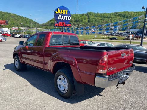 Used 2008 Toyota Tacoma PreRunner image 4