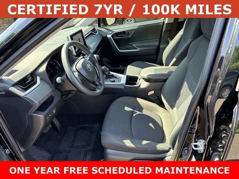 Used 2025 Toyota RAV4 LE AWD/4WD image 14