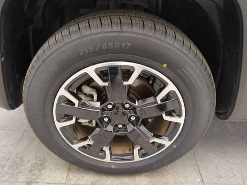 Used 2023 Jeep Renegade Latitude image 31