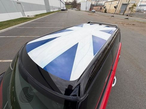 Used 2009 MINI Cooper Clubman John Cooper Works image 28