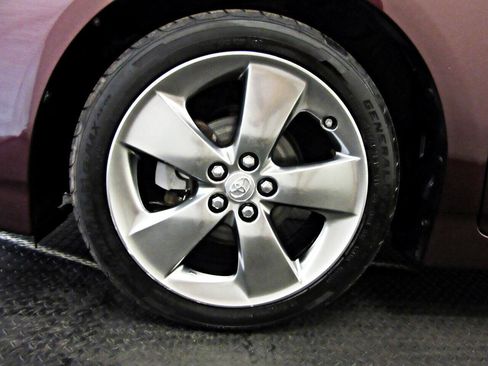 Used 2013 Toyota Prius Persona Series image 18