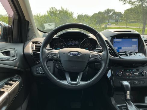 Used 2017 Ford Escape Titanium AWD/4WD image 24