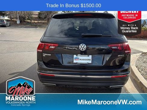 Used 2021 Volkswagen Tiguan SE w/ Panoramic Sunroof Package image 5