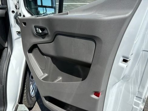 Certified 2025 Ford Transit 250 Low Roof w/ Exterior Upgrade Package RWD image 29