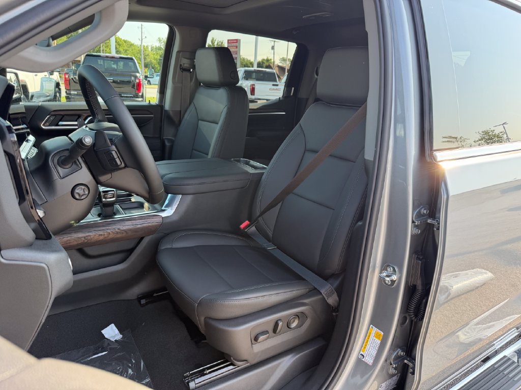 New 2026 GMC Sierra 1500 SLT w/ SLT Premium Plus Package AWD/4WD image 16